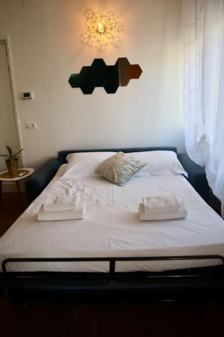 Santa Maria Novella - Golden Lily Florence, City Center Apartment Dış mekan fotoğraf